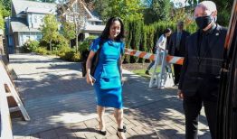 梨花雨脚镣视频,探寻古典与现代的交融之美